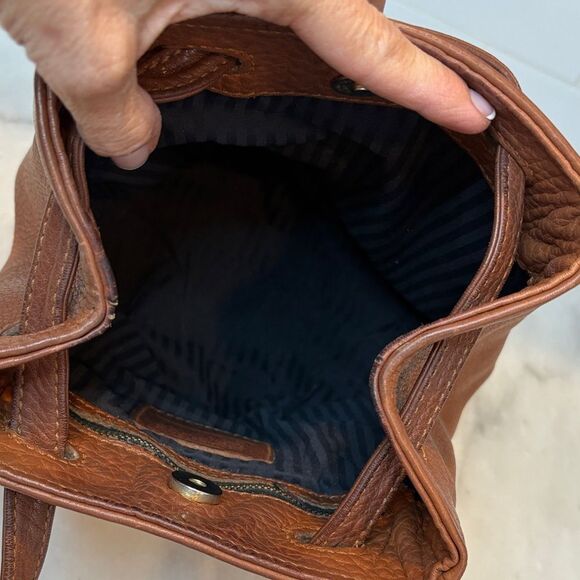 Coach Bag Purse Handbag Vintage ale Pebbled Drawstring Backpack Bag Pocketbook - Picture 12 of 16